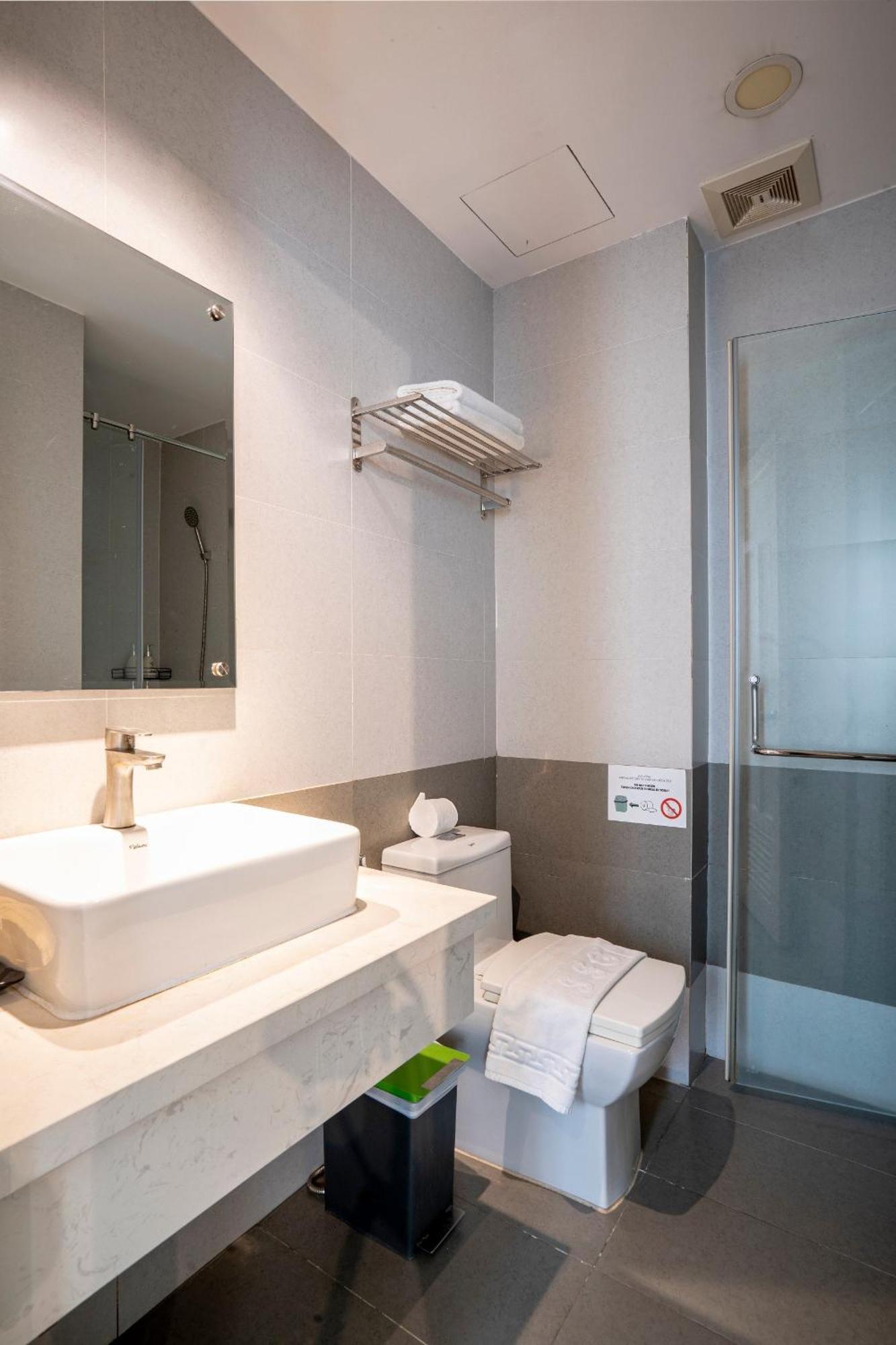 La Airport Tan Binh Hotel Хошимин Екстериор снимка